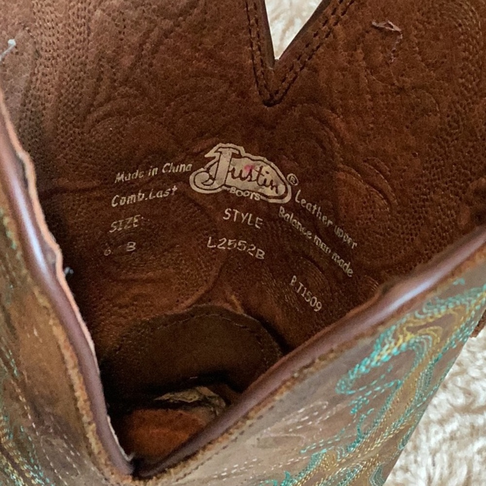 Euc Justin Apache Stampede - image 6